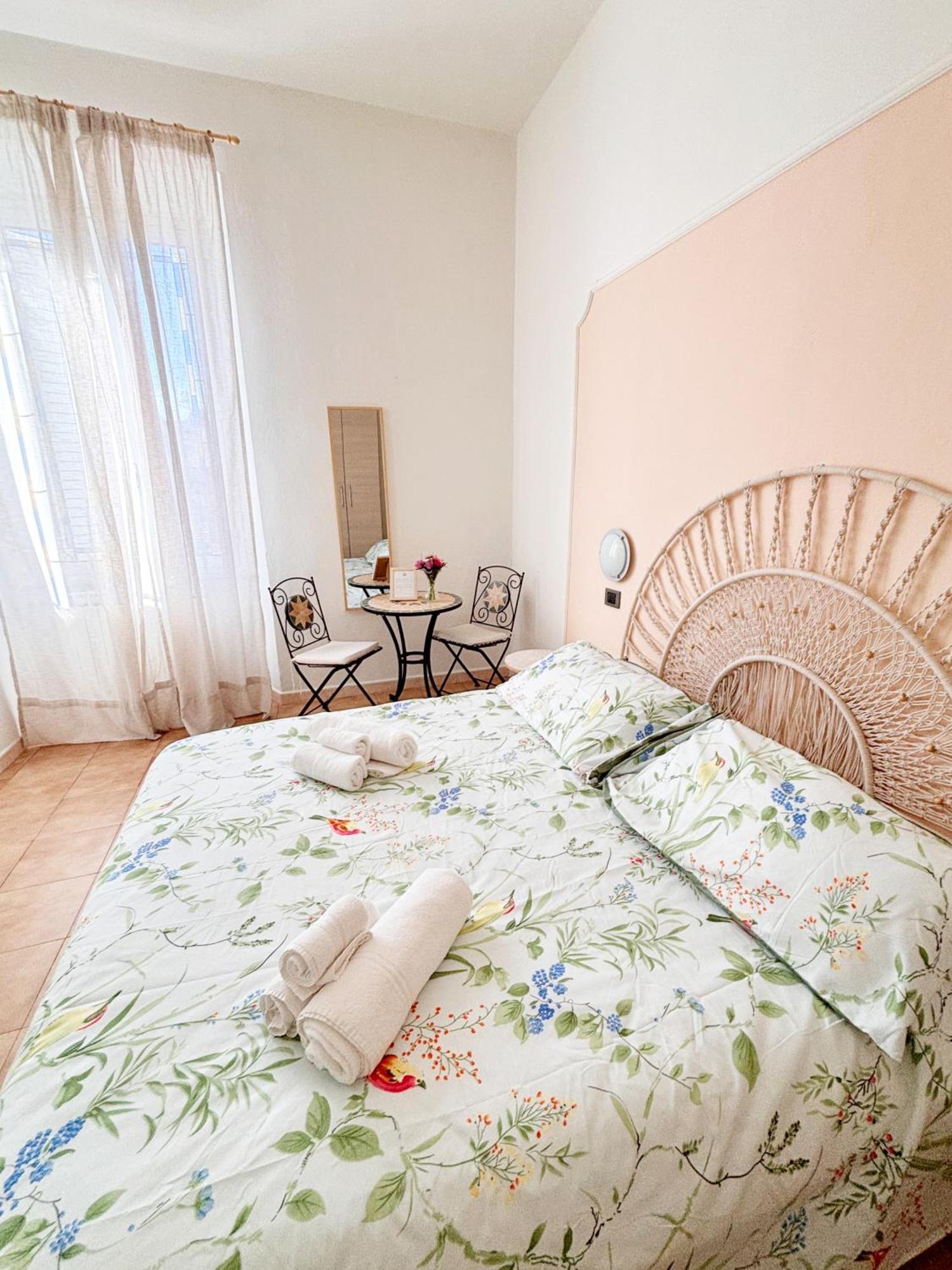 Bed and Breakfast A Casa Di Mario E Nene Viareggio Exterior foto